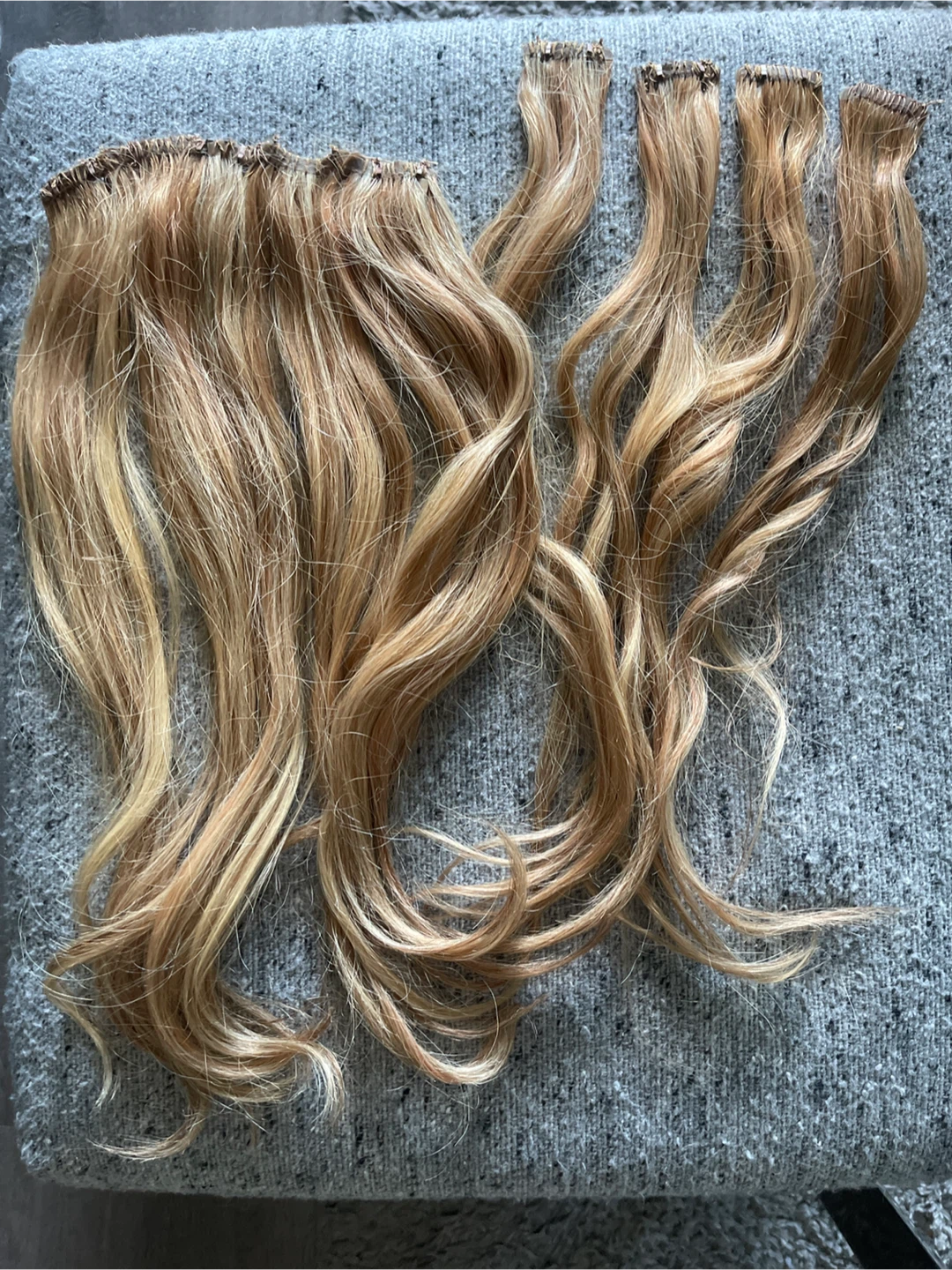 Clip-in Hair Extensions - Blonde Highlights
