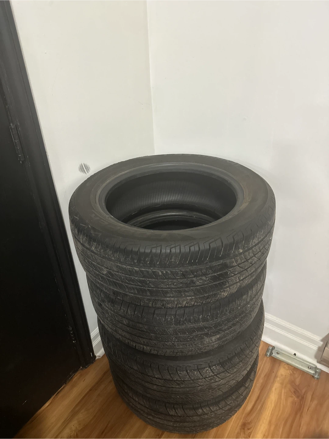 Set of 4 Cooper All-Season Tires – Good Condition - photo 3