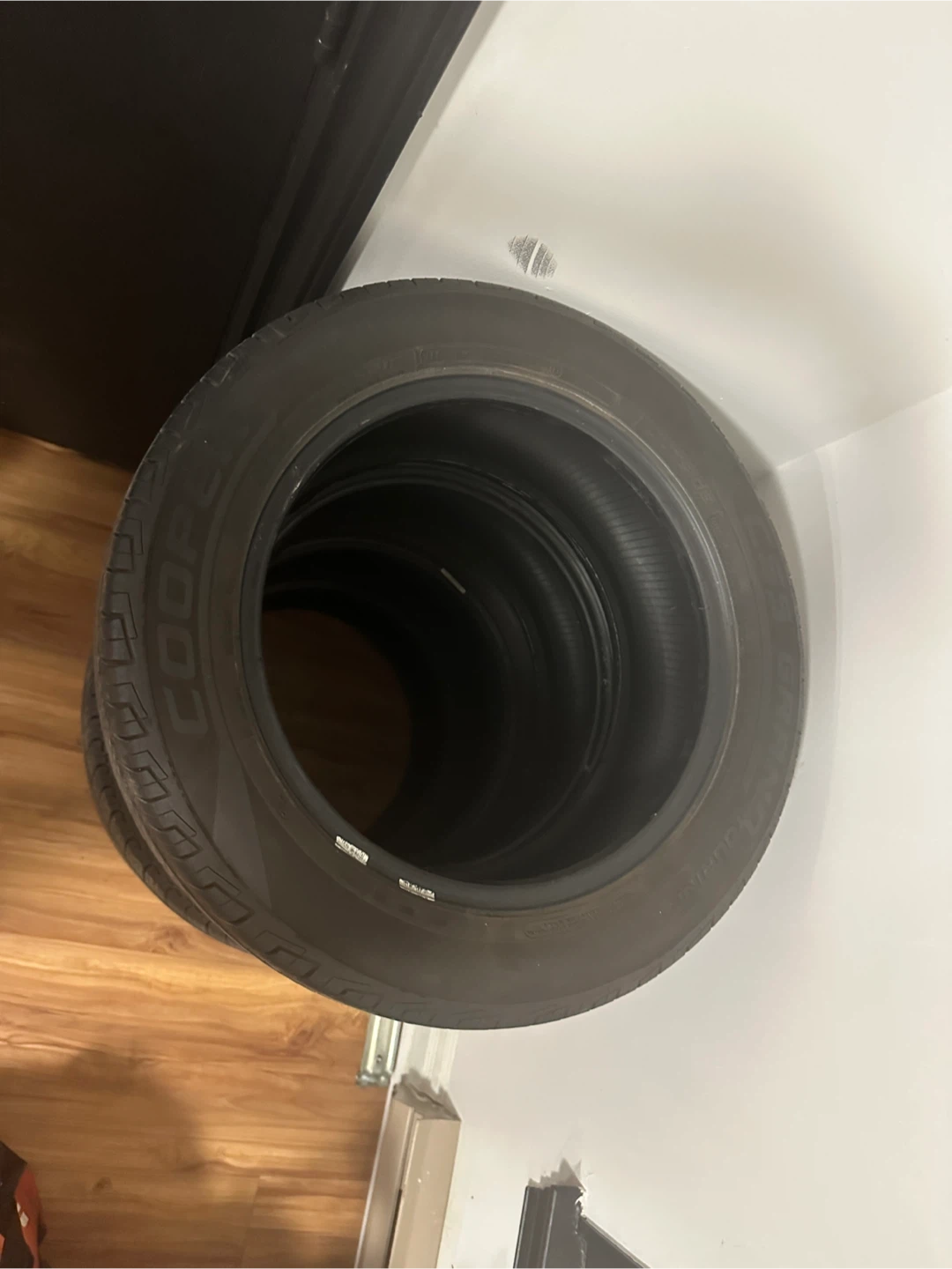 Set of 4 Cooper All-Season Tires – Good Condition - photo 4