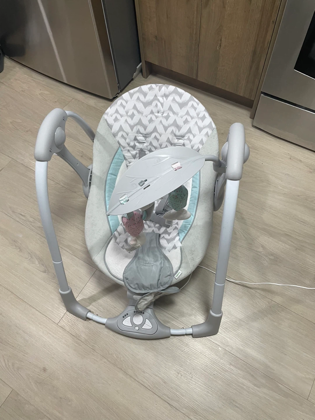 Ingenuity ConvertMe Swing-2-Seat Portable Baby Swing (OM-9M) – - photo 2