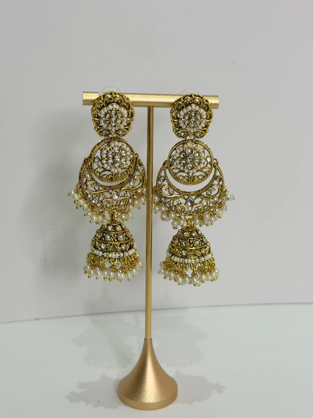 Gold-toned Indian bridal Jewellery Set with Pearls - photo 2