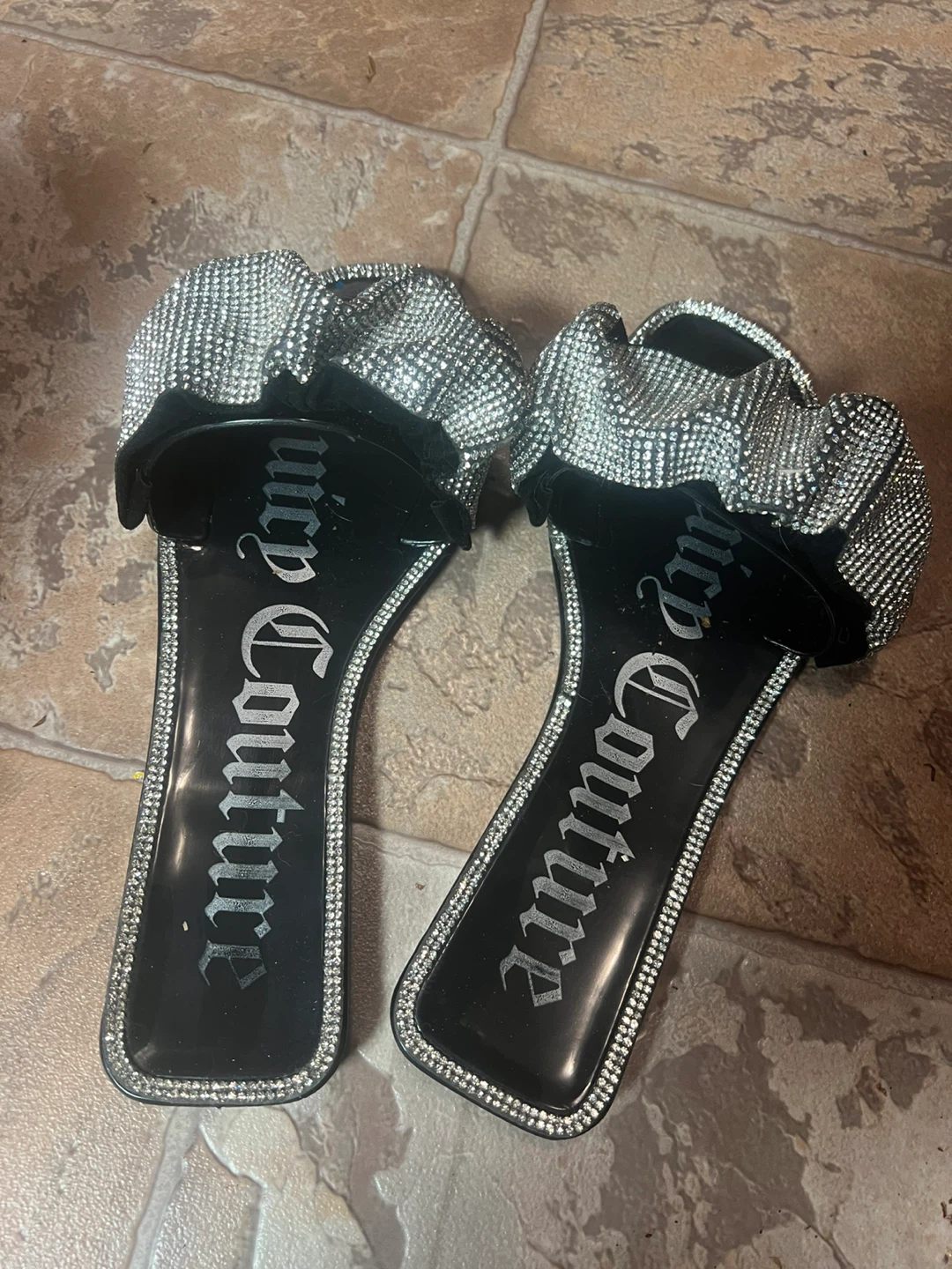Juicy Couture Black Rhinestone Bow Slides size 6 - photo 2