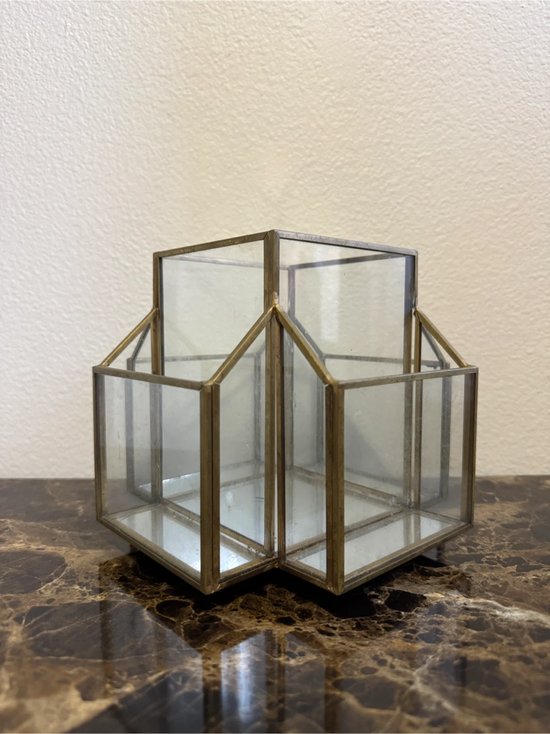 Brass and glass cosmetic organizer - photo 2