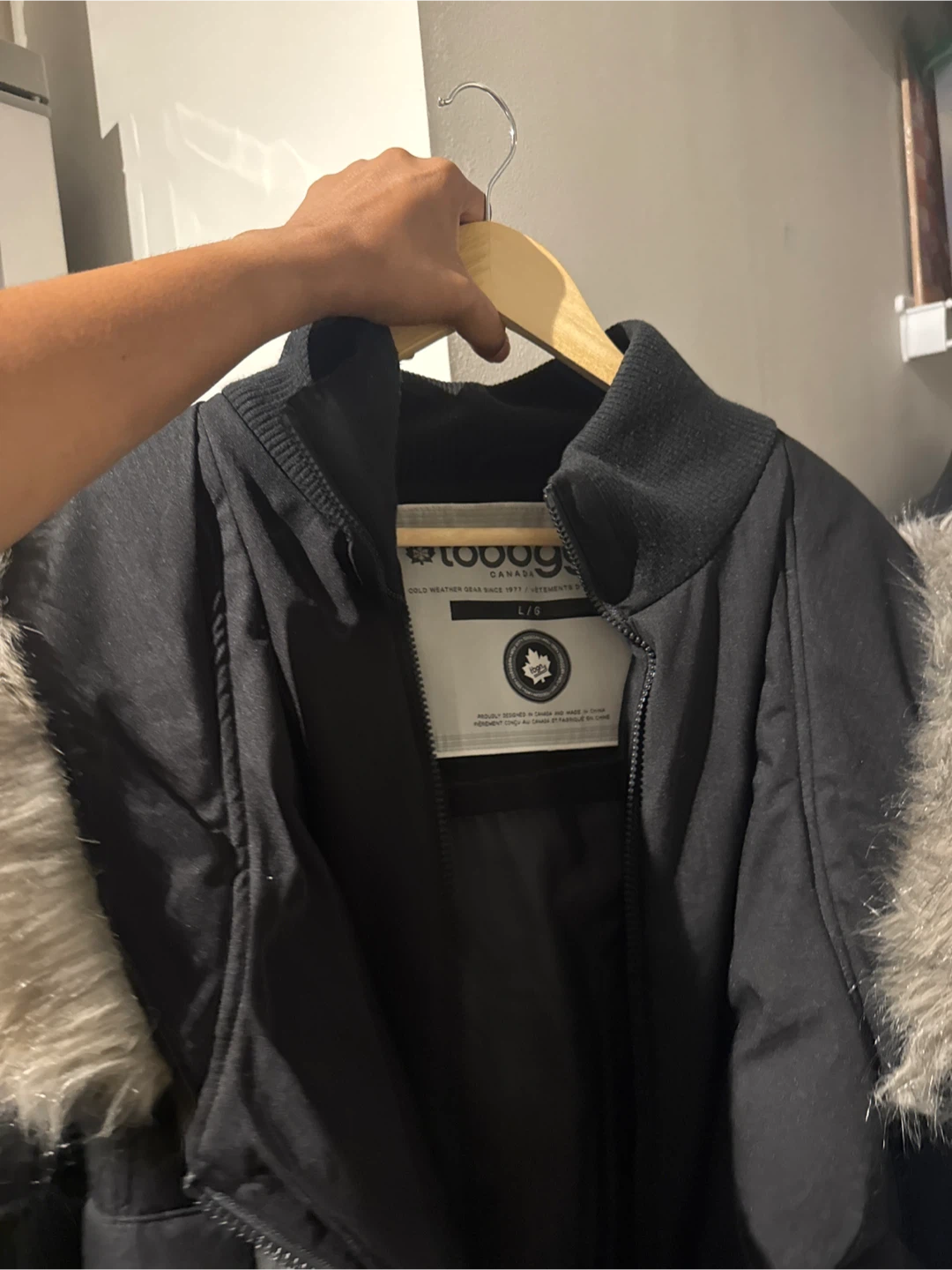 Toboggan Winter Coat with Fur Hood - photo 2