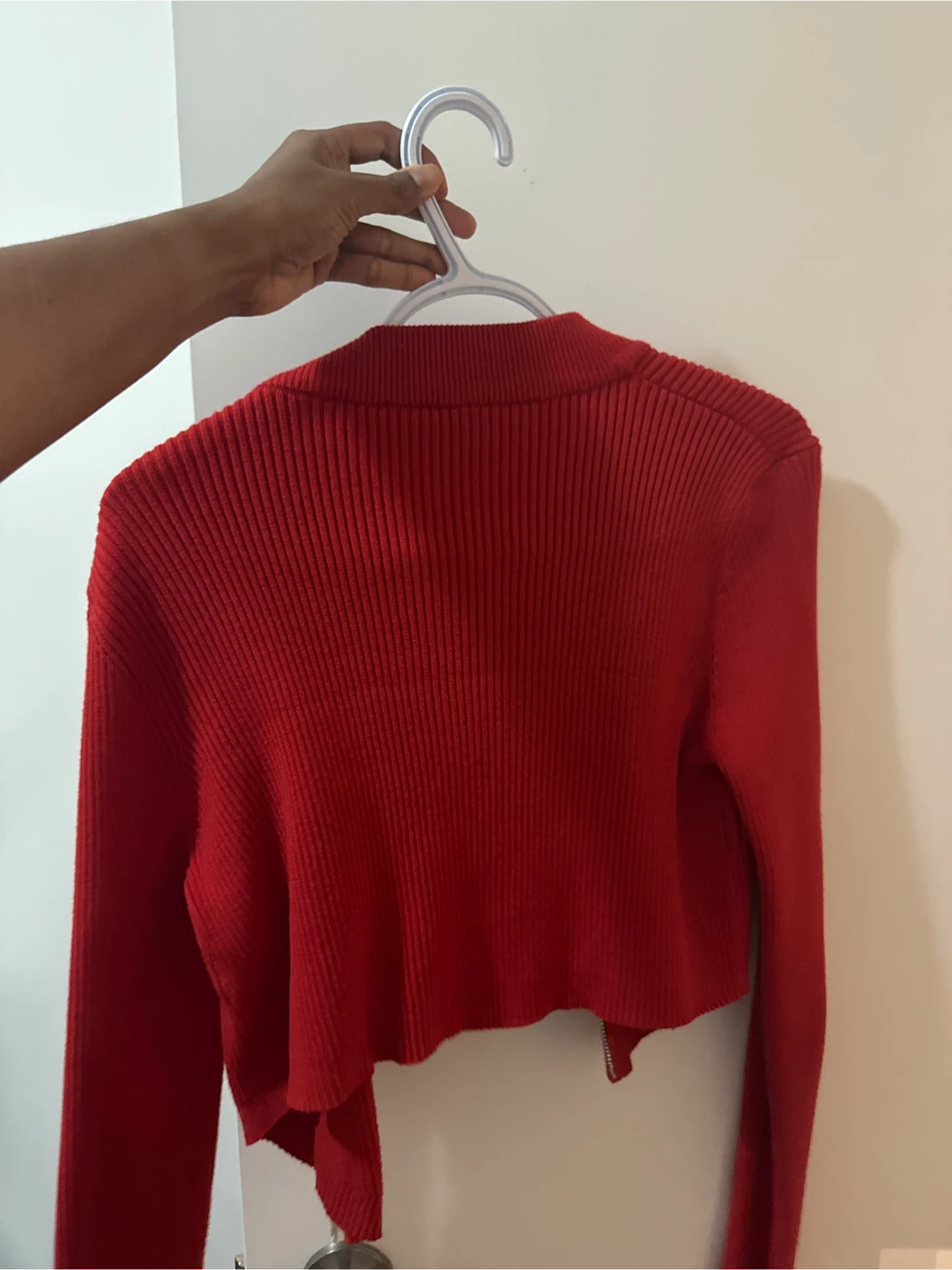 NÜM Red Cropped Zipper Cardigan - photo 2