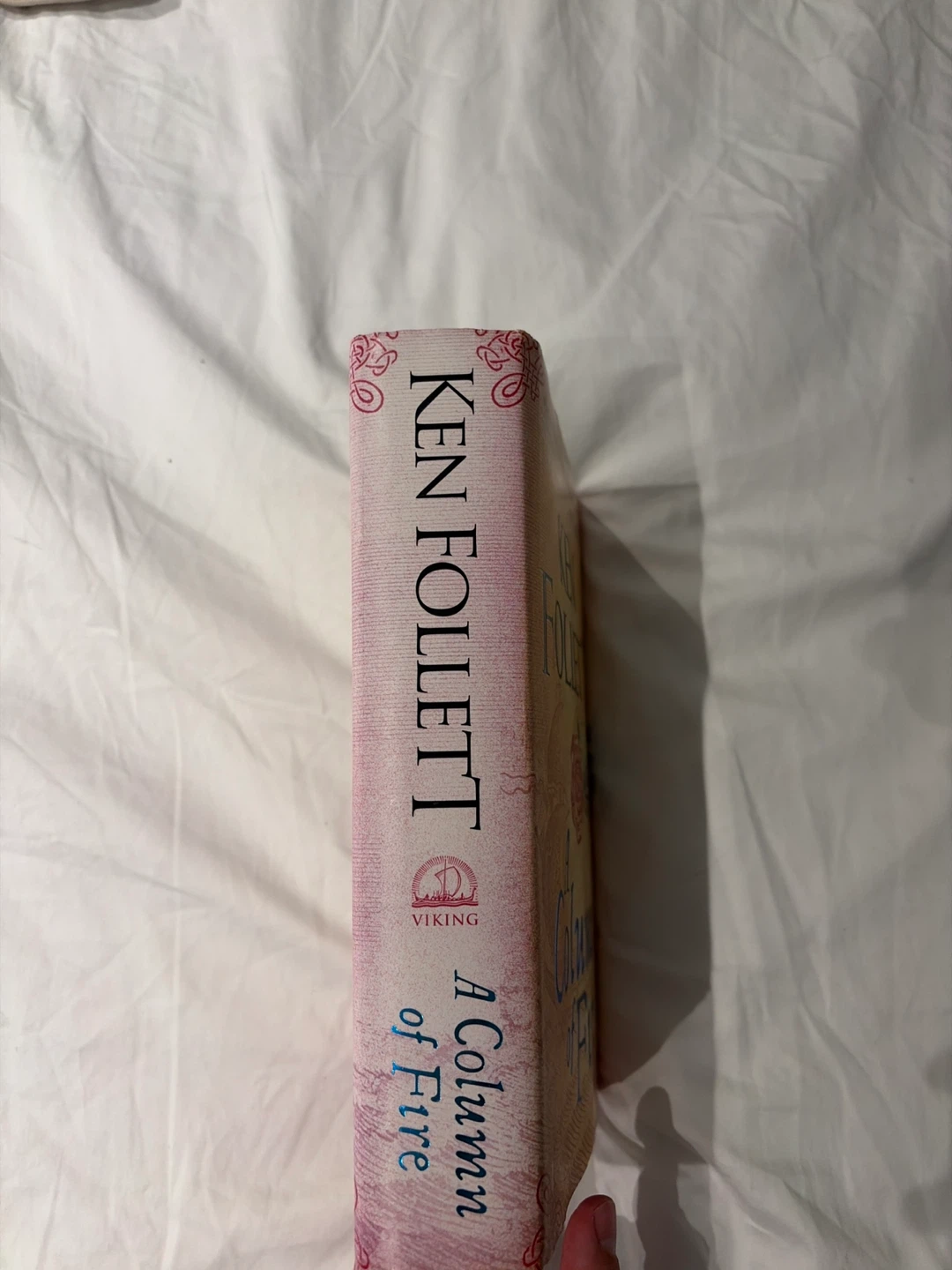 A Column of Fire by Ken Follett - photo 3