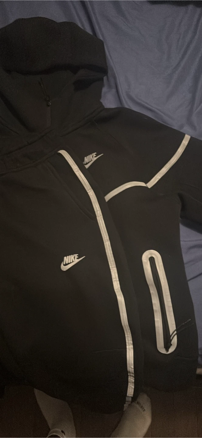 Reflective nike tech - photo 4