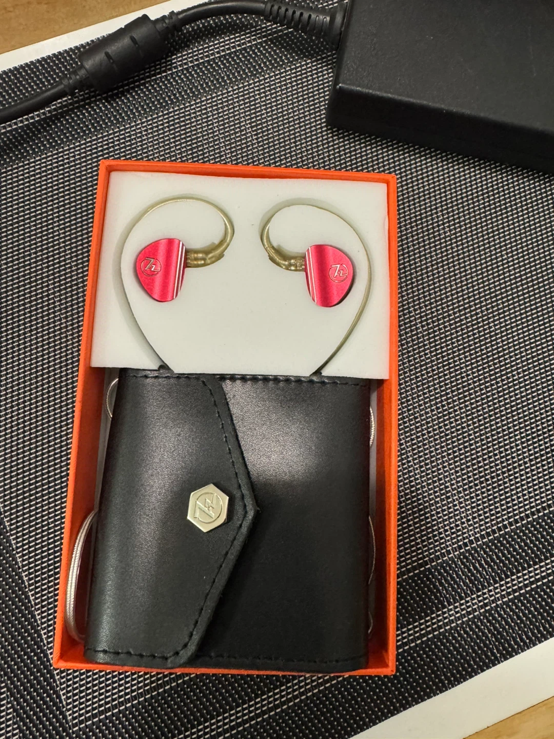 KZ ZSN Pro X 2DD + 1BA Hybrid Earphone - photo 3
