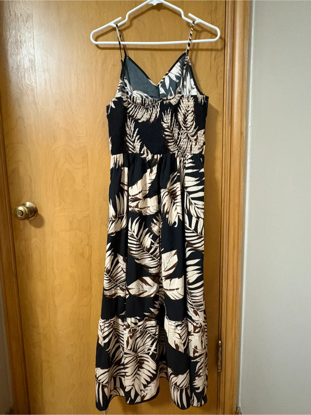 Maxi Dress - Black with Tan Leaf Print - photo 3