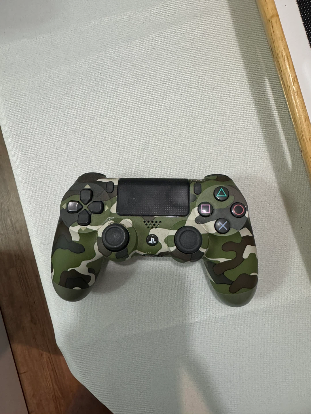 Sony PlayStation 4 DualShock 4 Controller - Camo