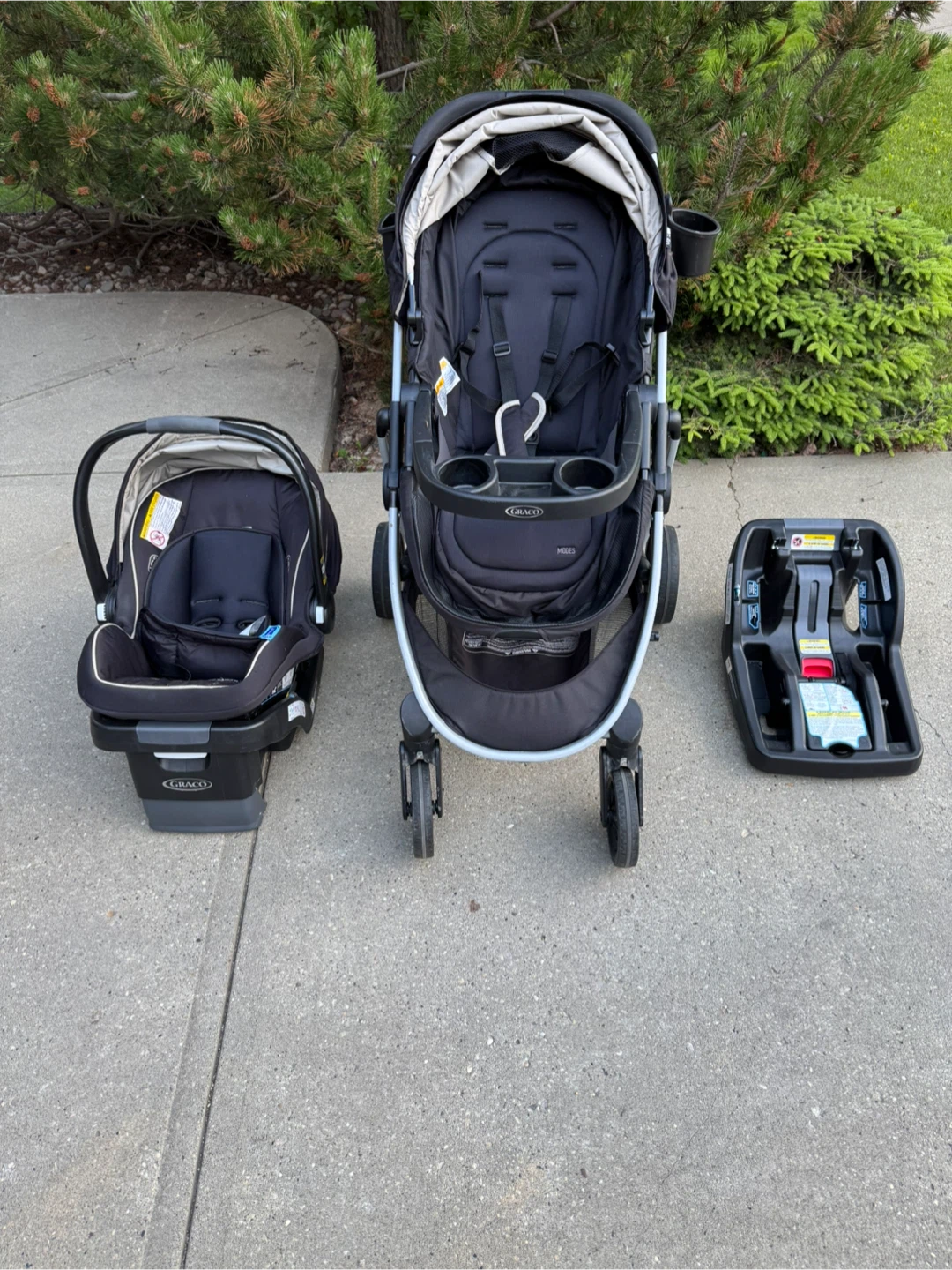 Graco Travel System - Stroller & Car Seat with Base
