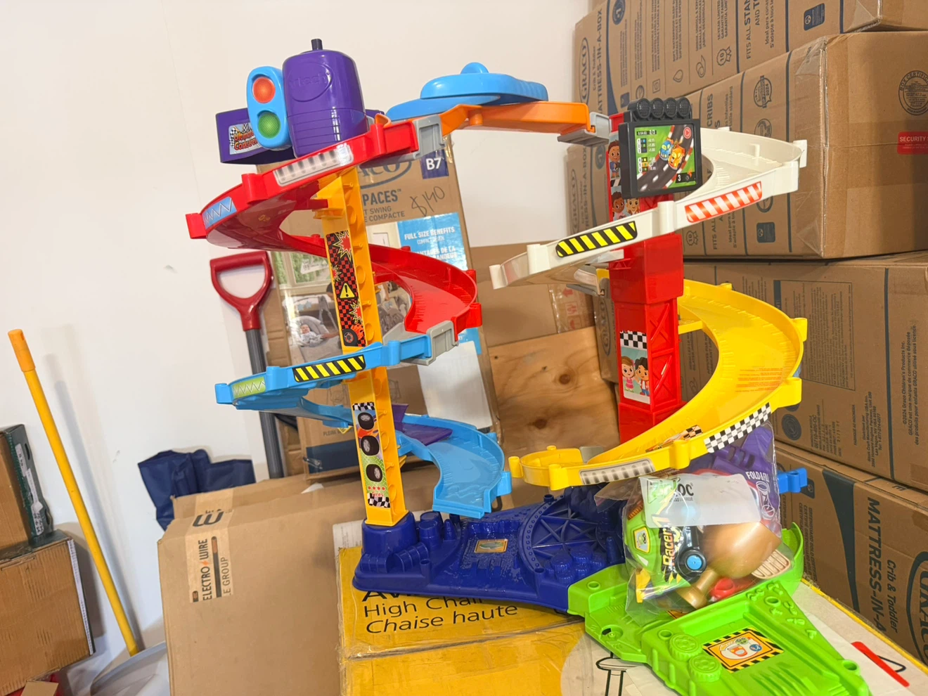 VTech Go! Go! Smart Wheels Race & Play Adventure Park