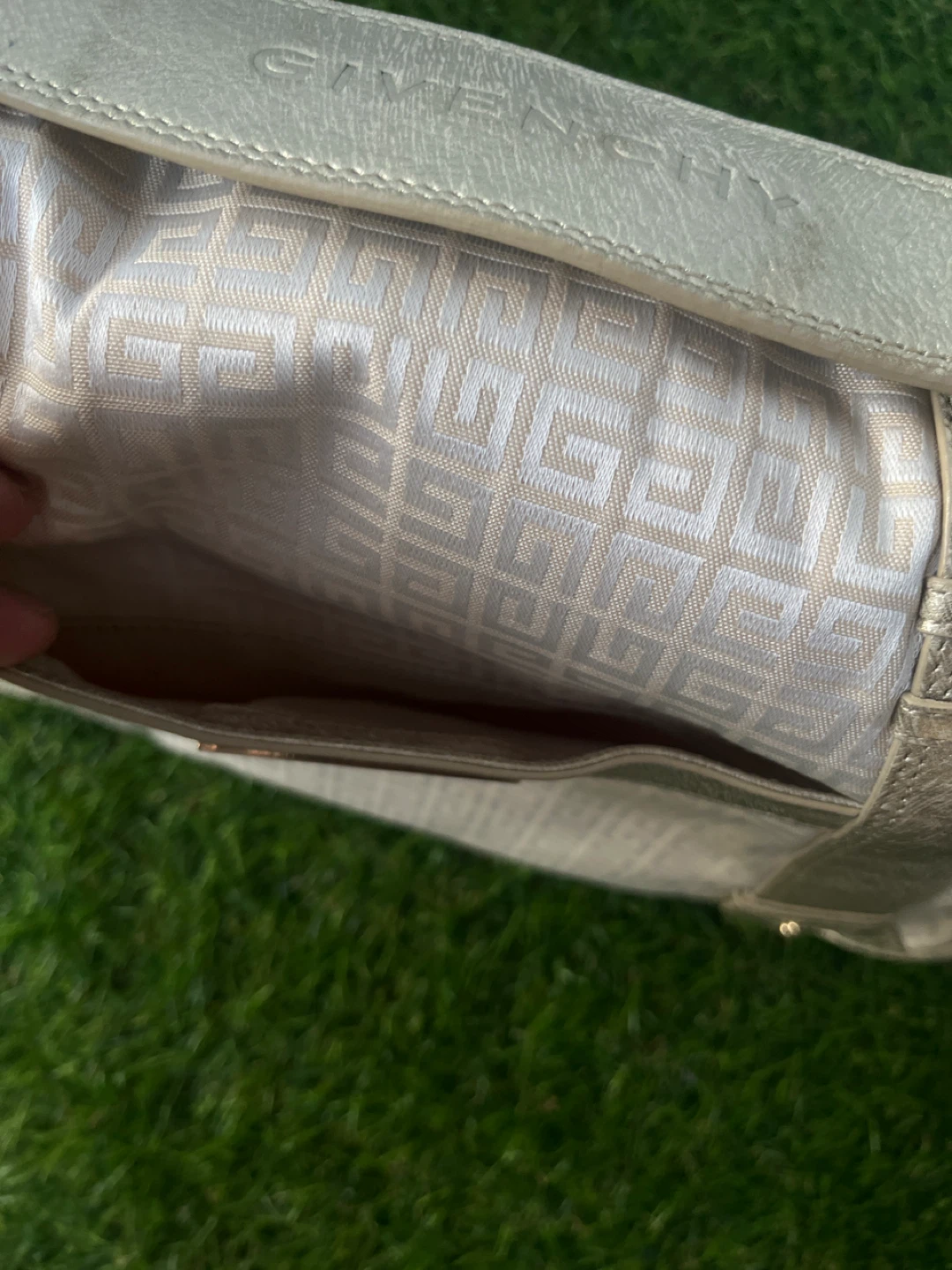 Givenchy Canvas Shoulder Bag - photo 3