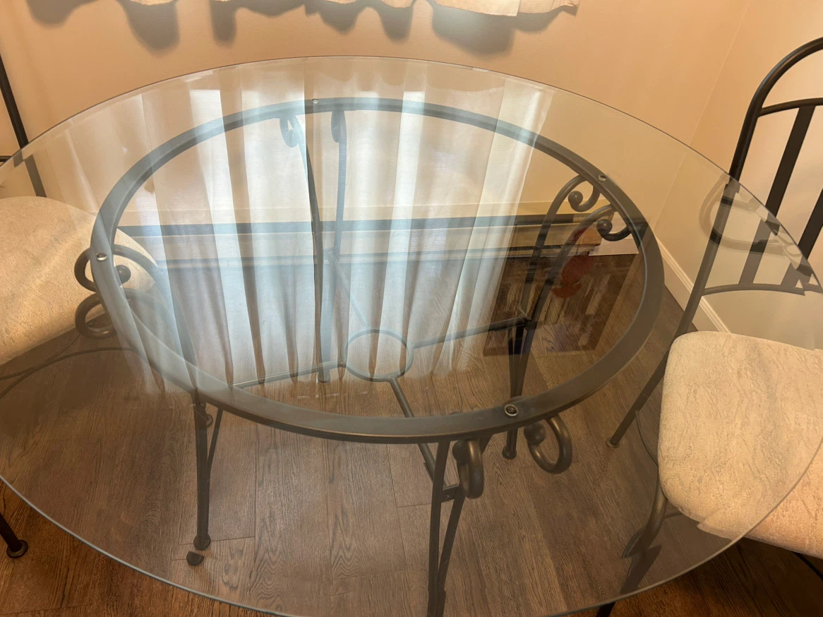 Glass dining table and four dining chairs - photo 2