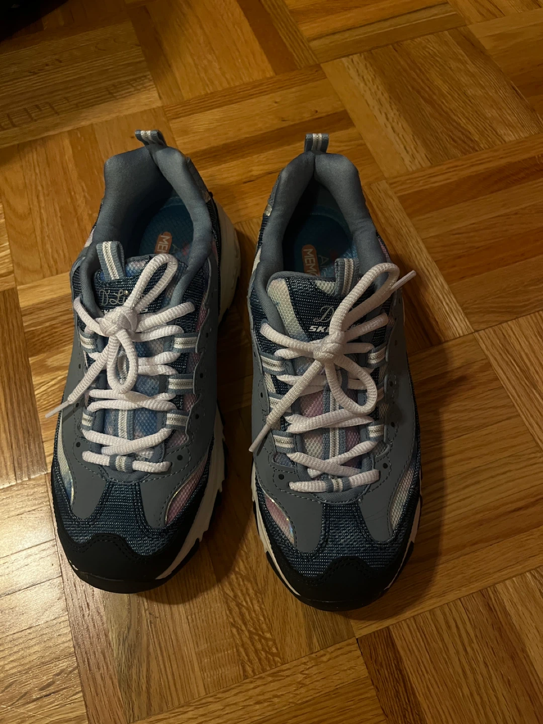 Skechers Women's Memory Foam Sneakers Size 7.5