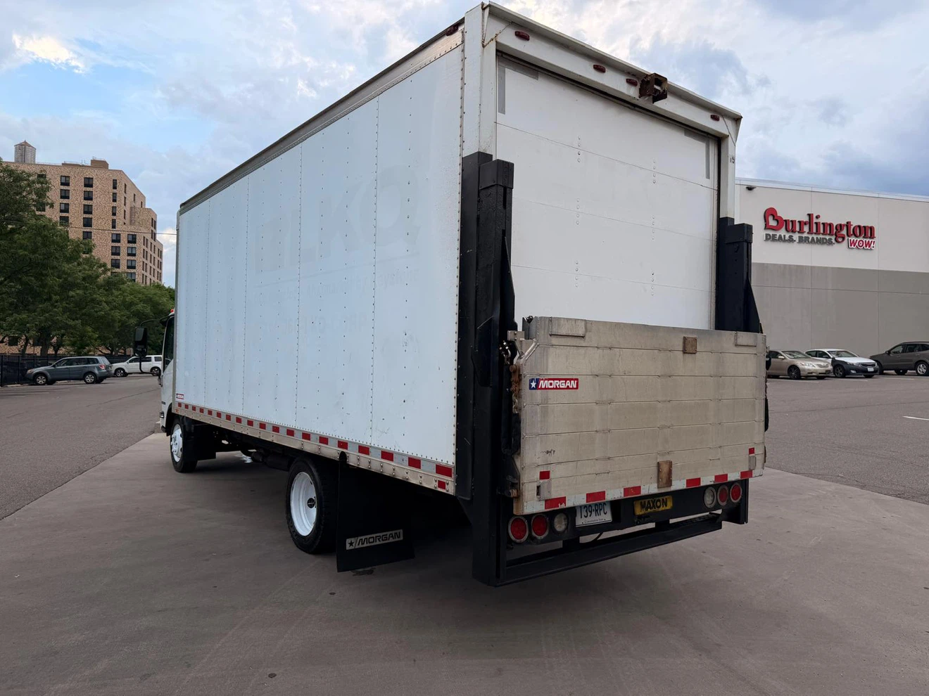 Isuzu NPR HD Box Truck - photo 4