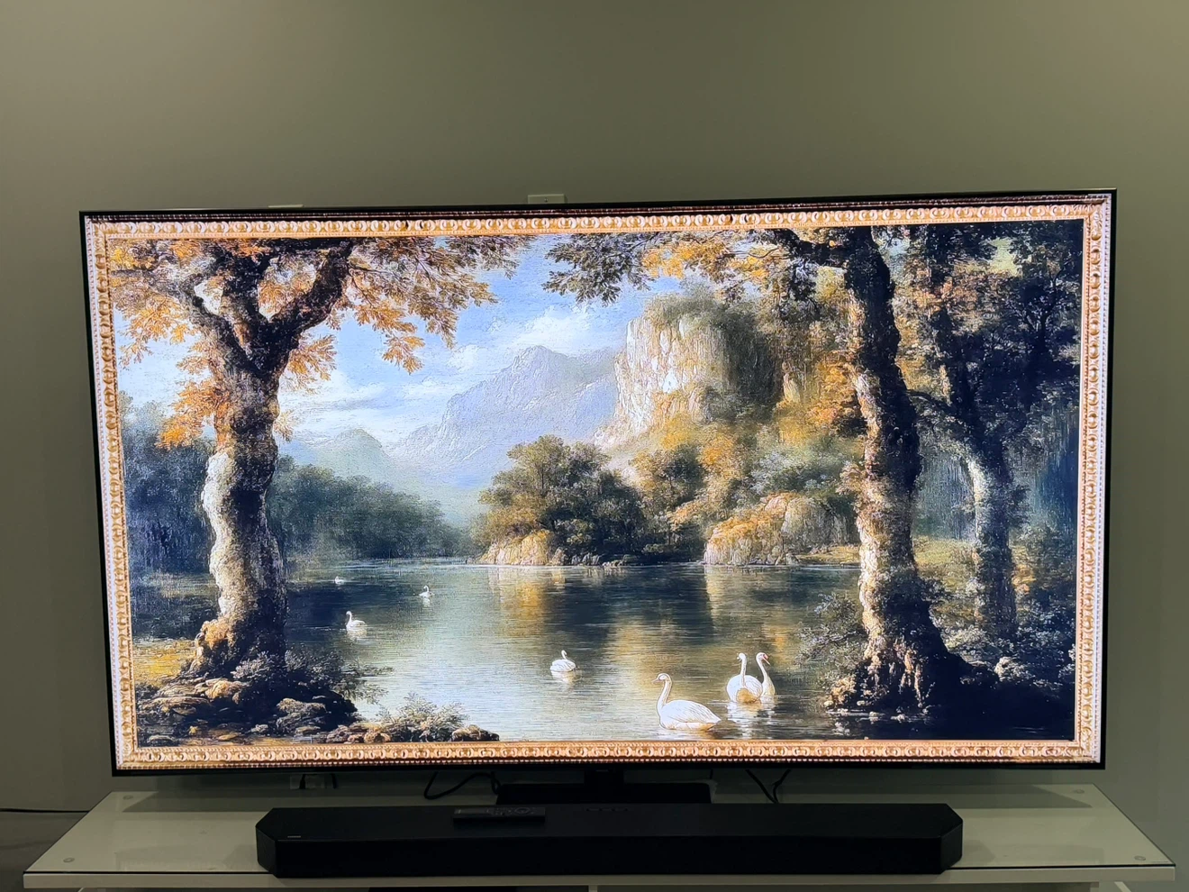 85inch  smart tv - photo 2