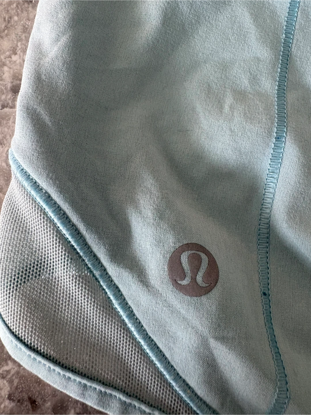 Lululemon Light Blue Running Shorts Size 8 - photo 3