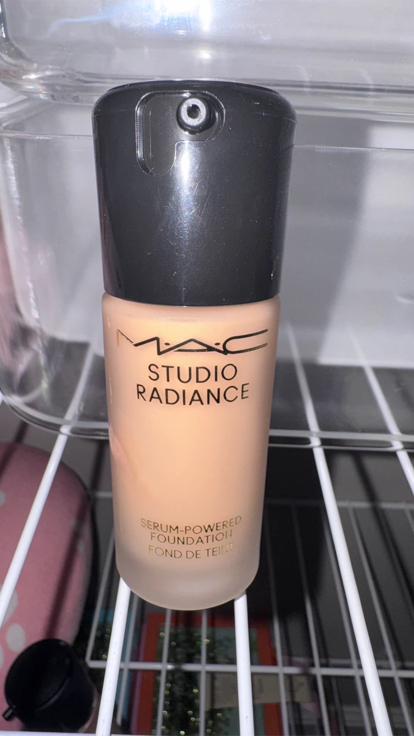 MAC Studio Radiance Serum-Powered Foundation C4 - photo 2