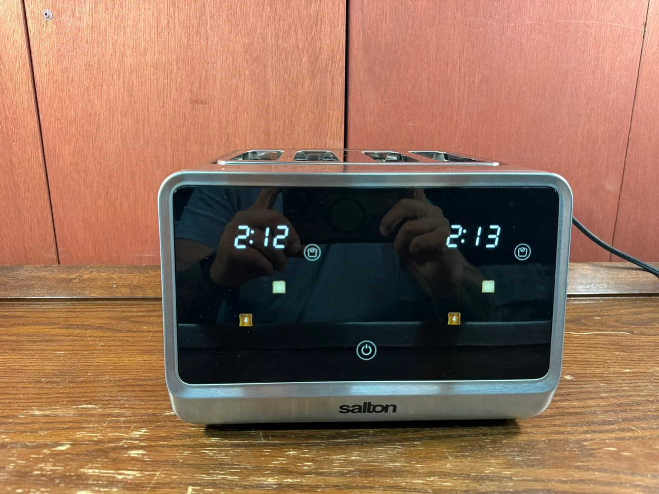 Salton 4 Slice Touchscreen Toaster - photo 2
