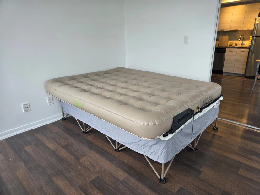 Coleman Air Bed (queen) with Frame & pump