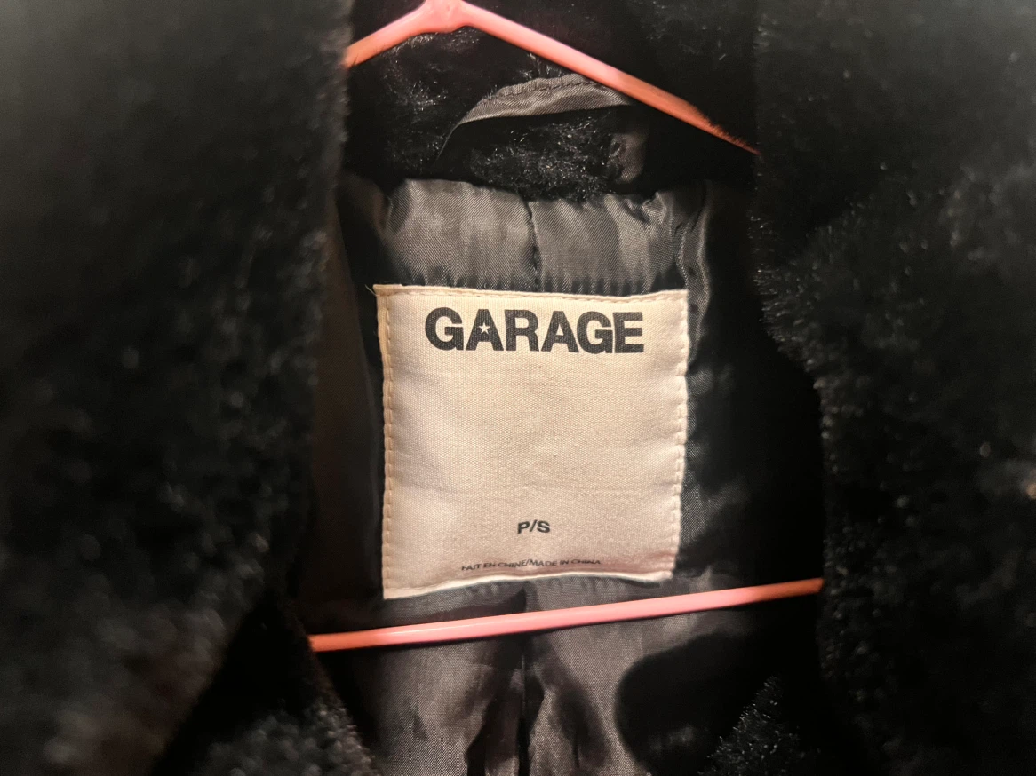 GARAGE Black Faux Fur Bomber Jacket - photo 2