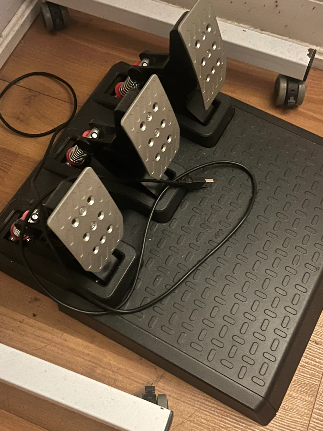 Gaming wheel set - photo 2