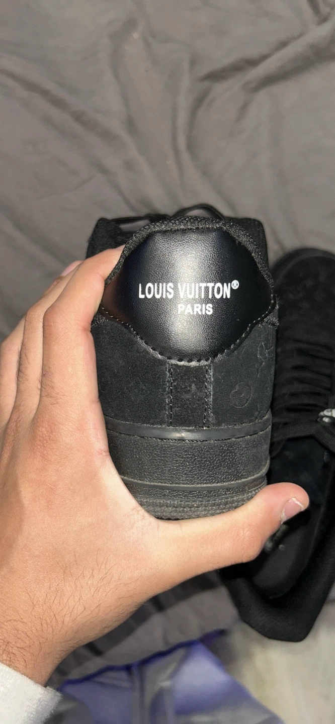 Louis Vuitton x Off White x Nike Air Force 1 Low Black - photo 4