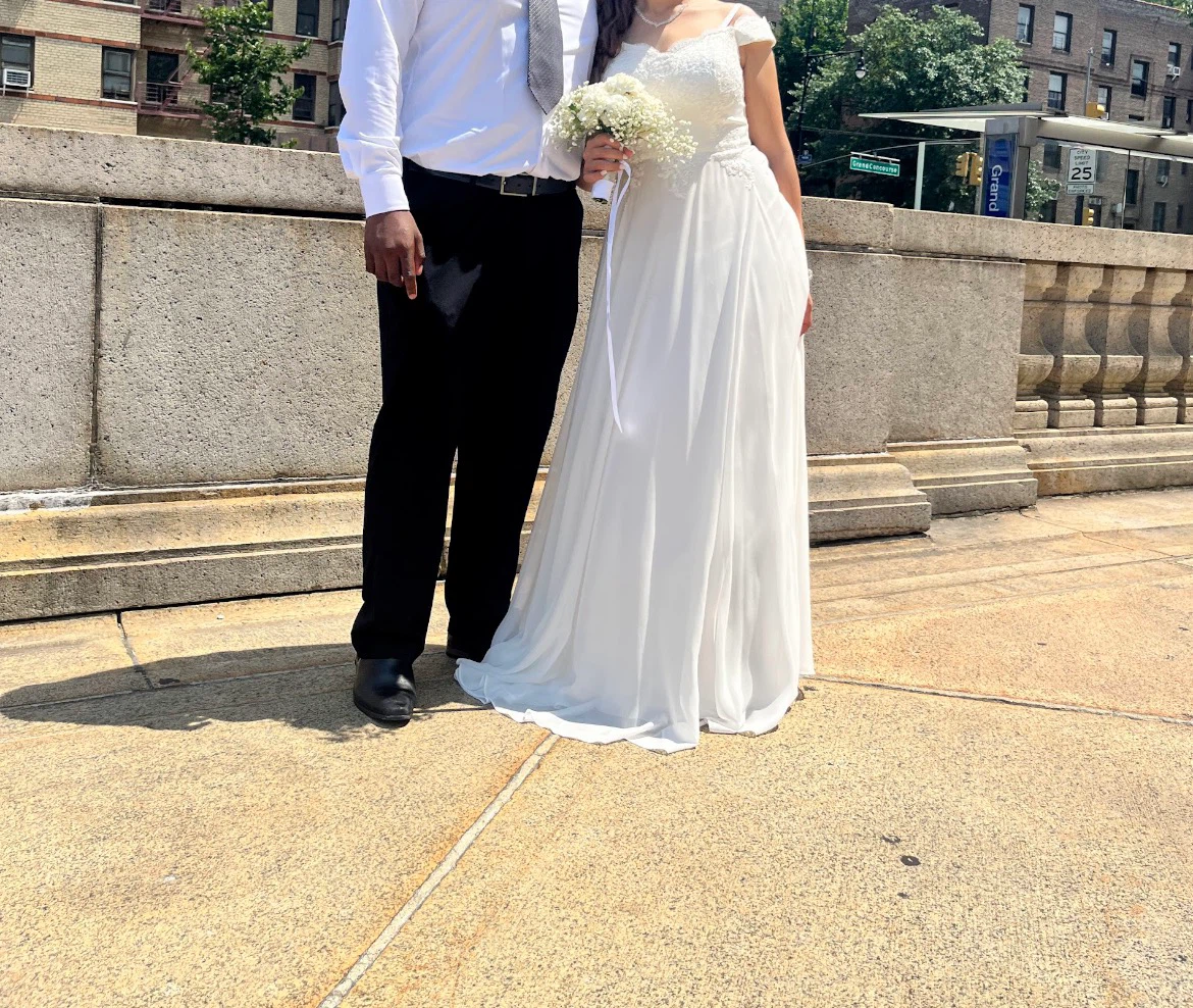 Embroidered Top Off White Wedding Dress Ball floor Length
