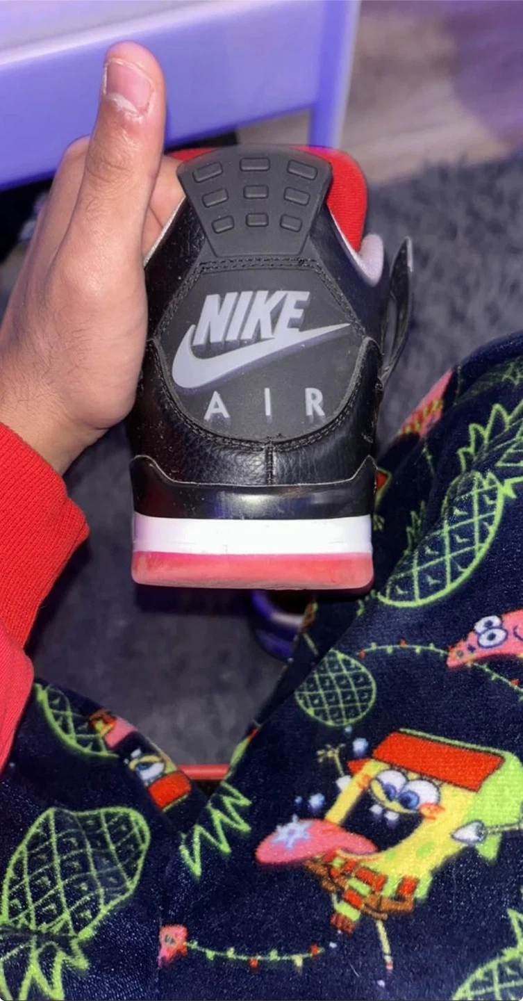 Nike Air Jordan 4 Retro Bred - photo 3