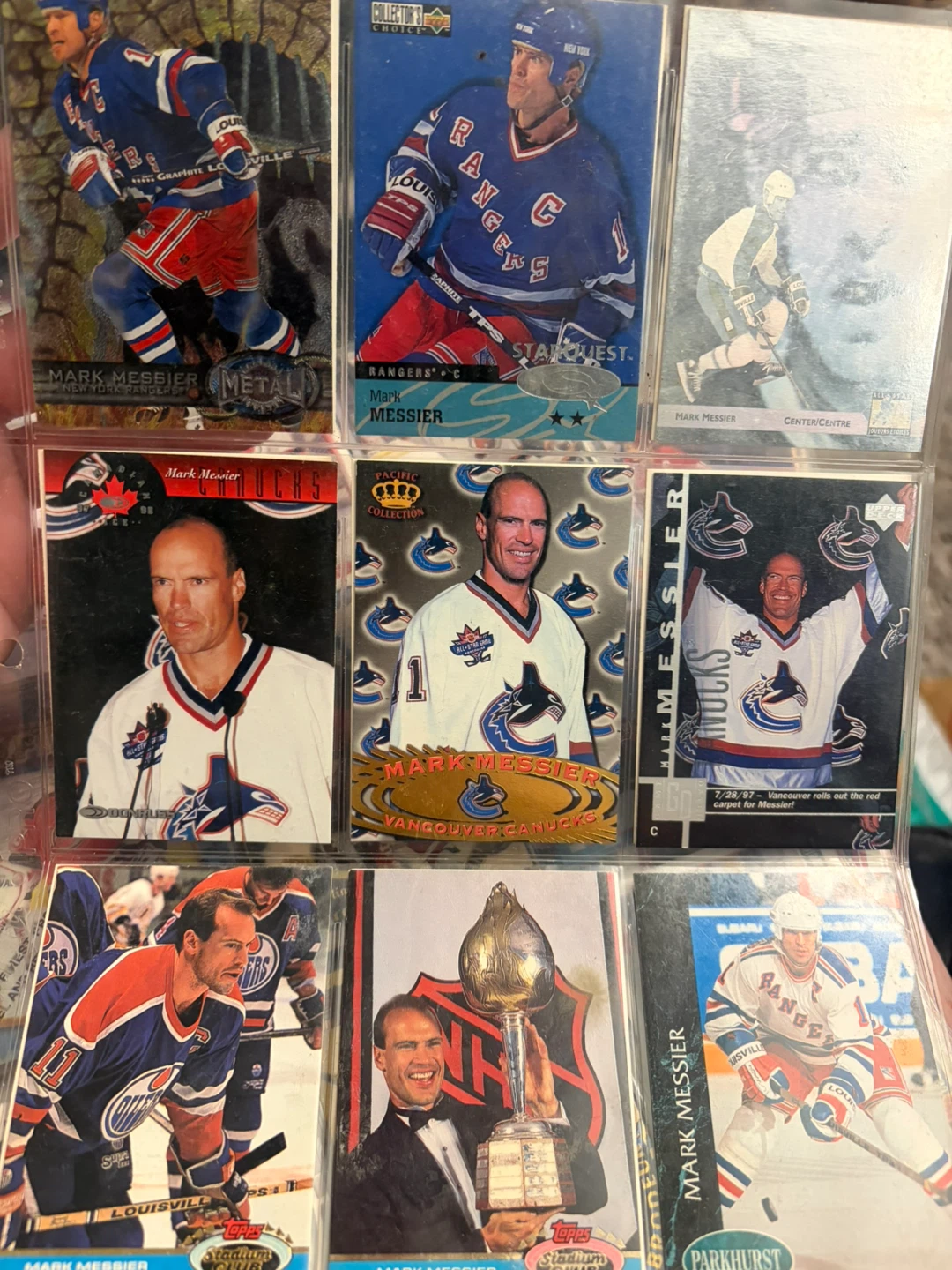Collection of Mark Messier Hockey Cards - photo 2