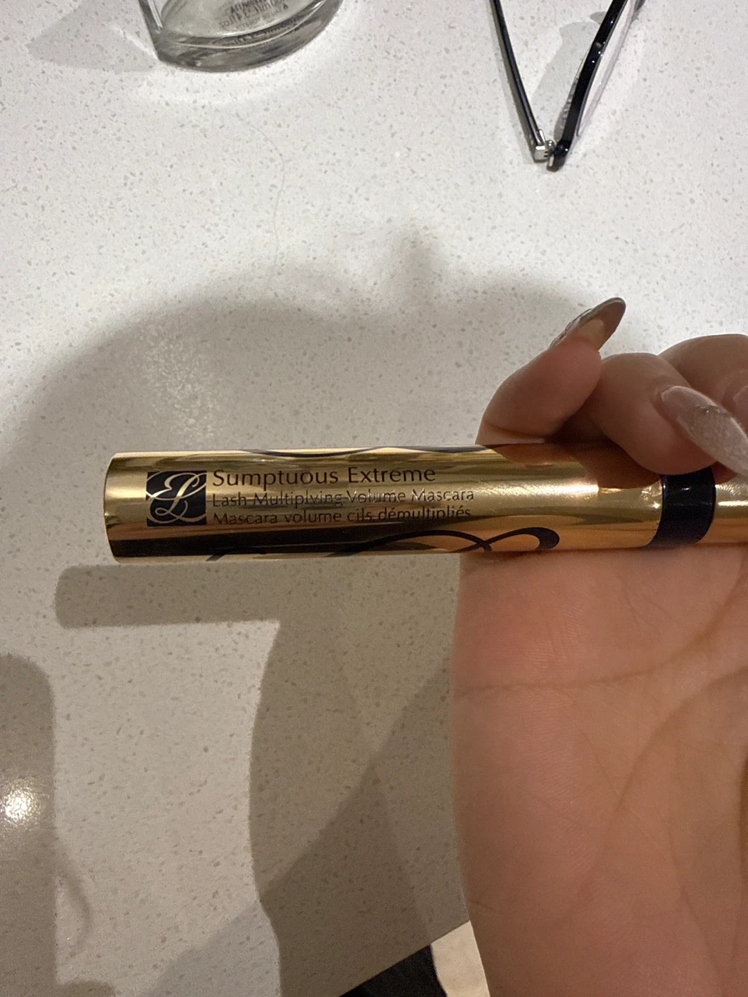 Estée Lauder Sumptuous Extreme Lash Multiplying Volume Mascara - photo 3