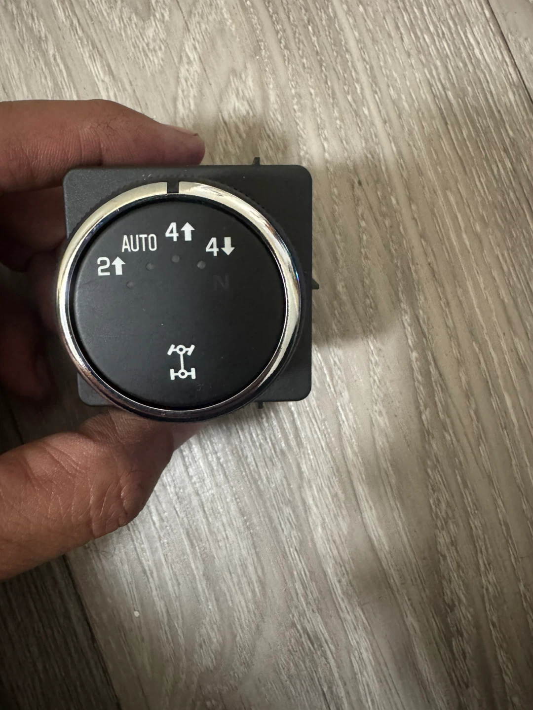 Four Wheel Drive Switch - photo 2