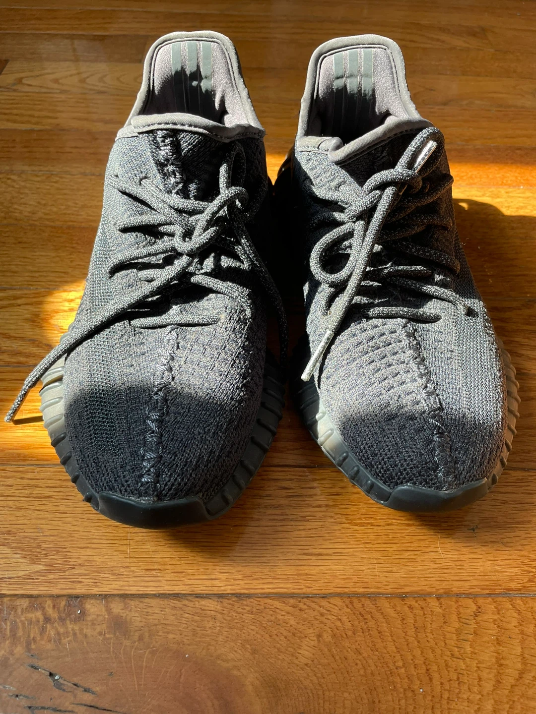 Adidas Yeezy Boost 350 V2 "Core Black" Shoes - photo 5