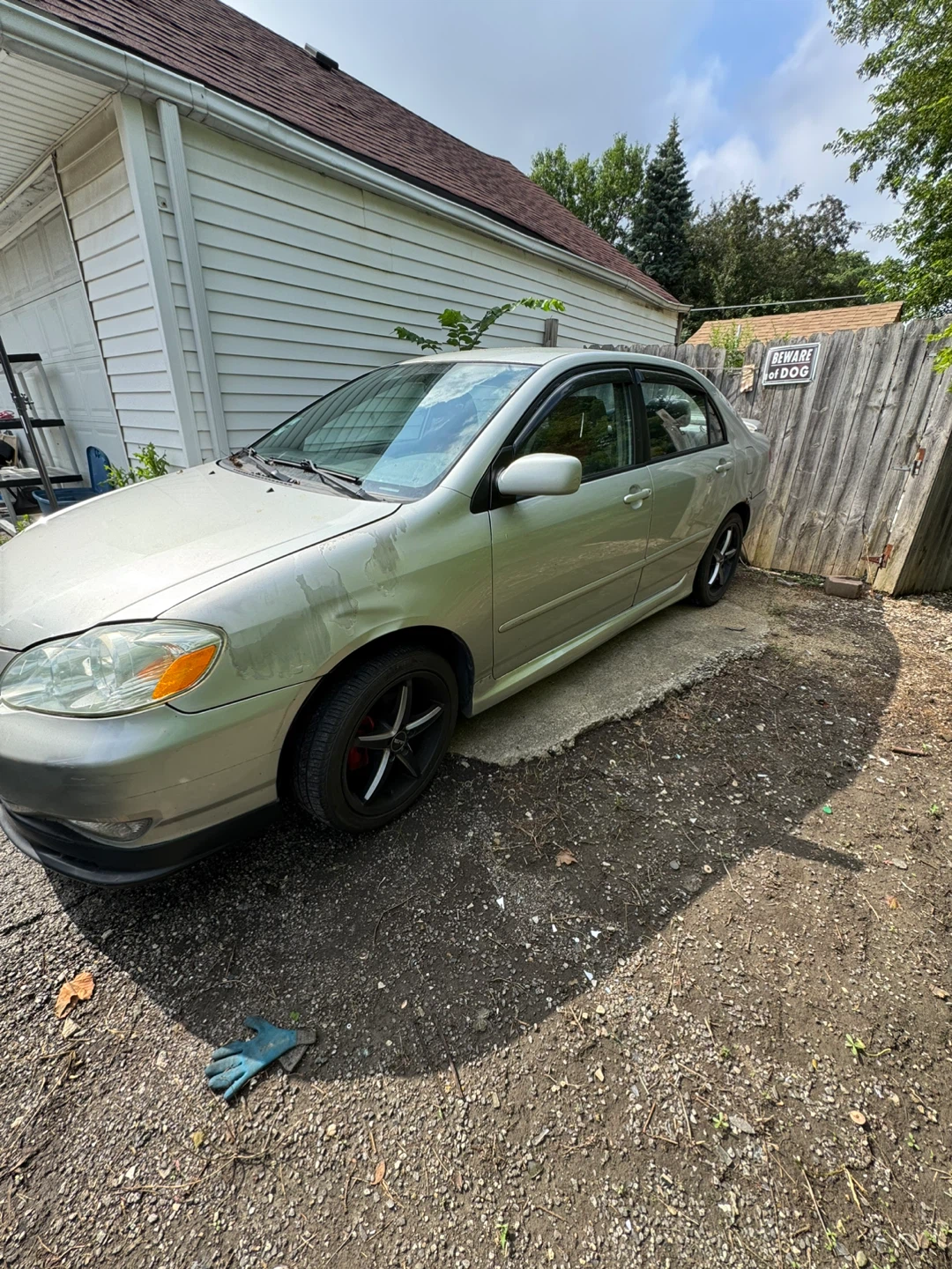 2003 toyota Corolla - photo 2