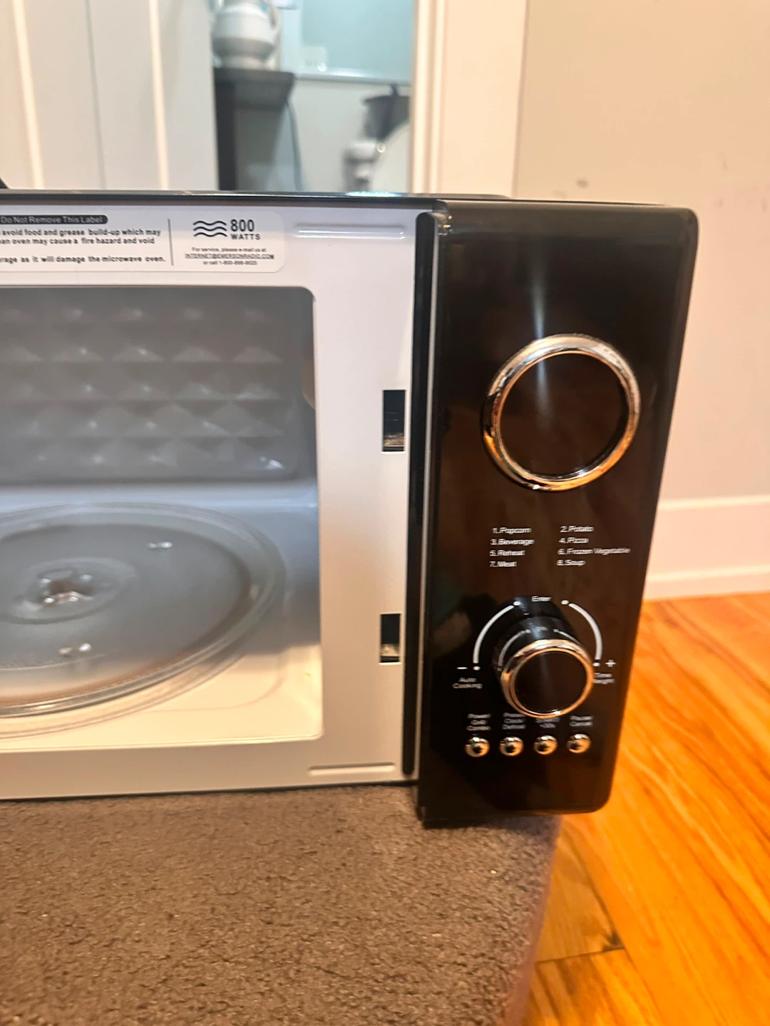 Emerson Black 800 Watt Microwave - photo 4