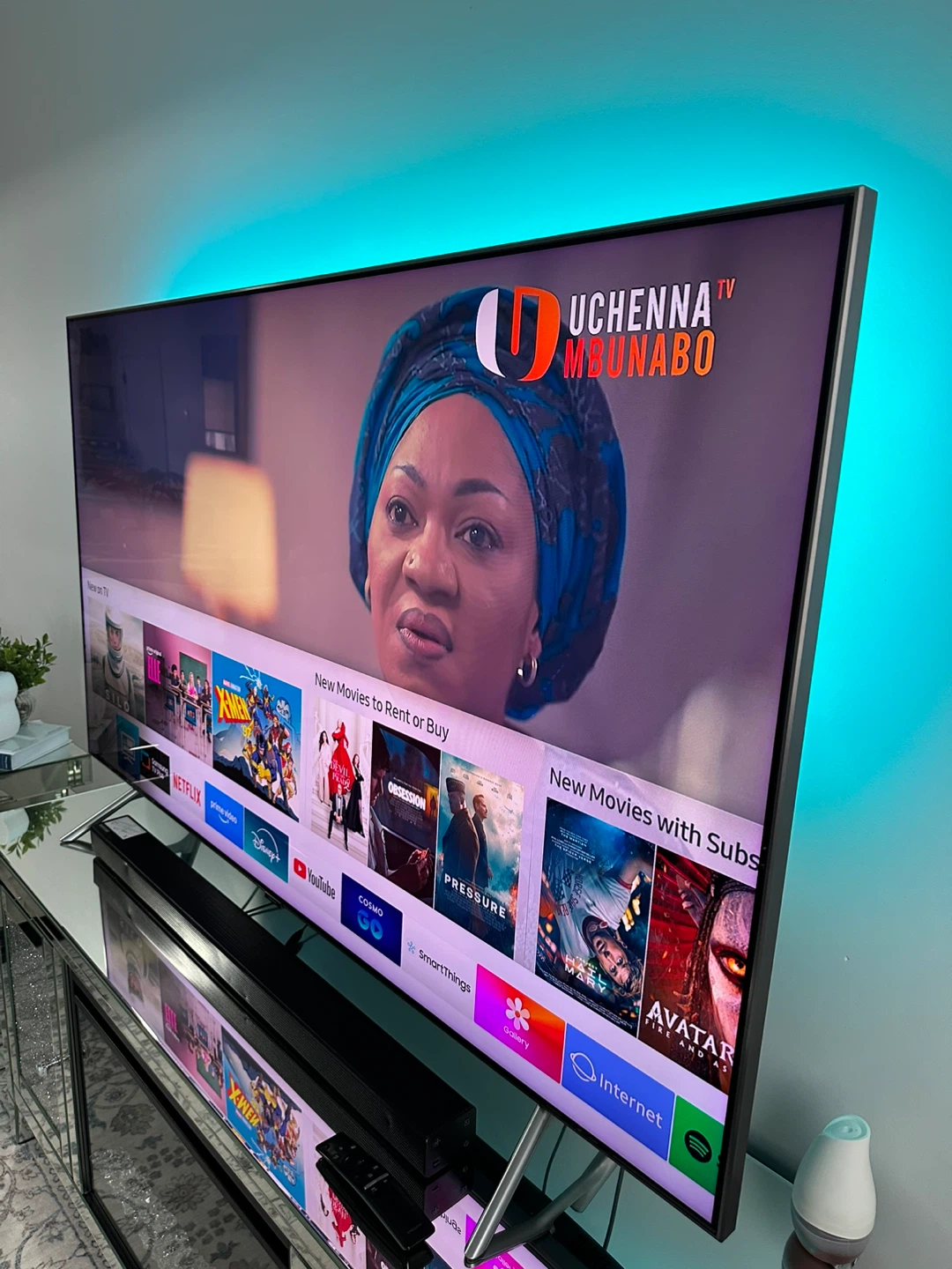Samsung 65" QLED 4K Smart TV – Great Condition