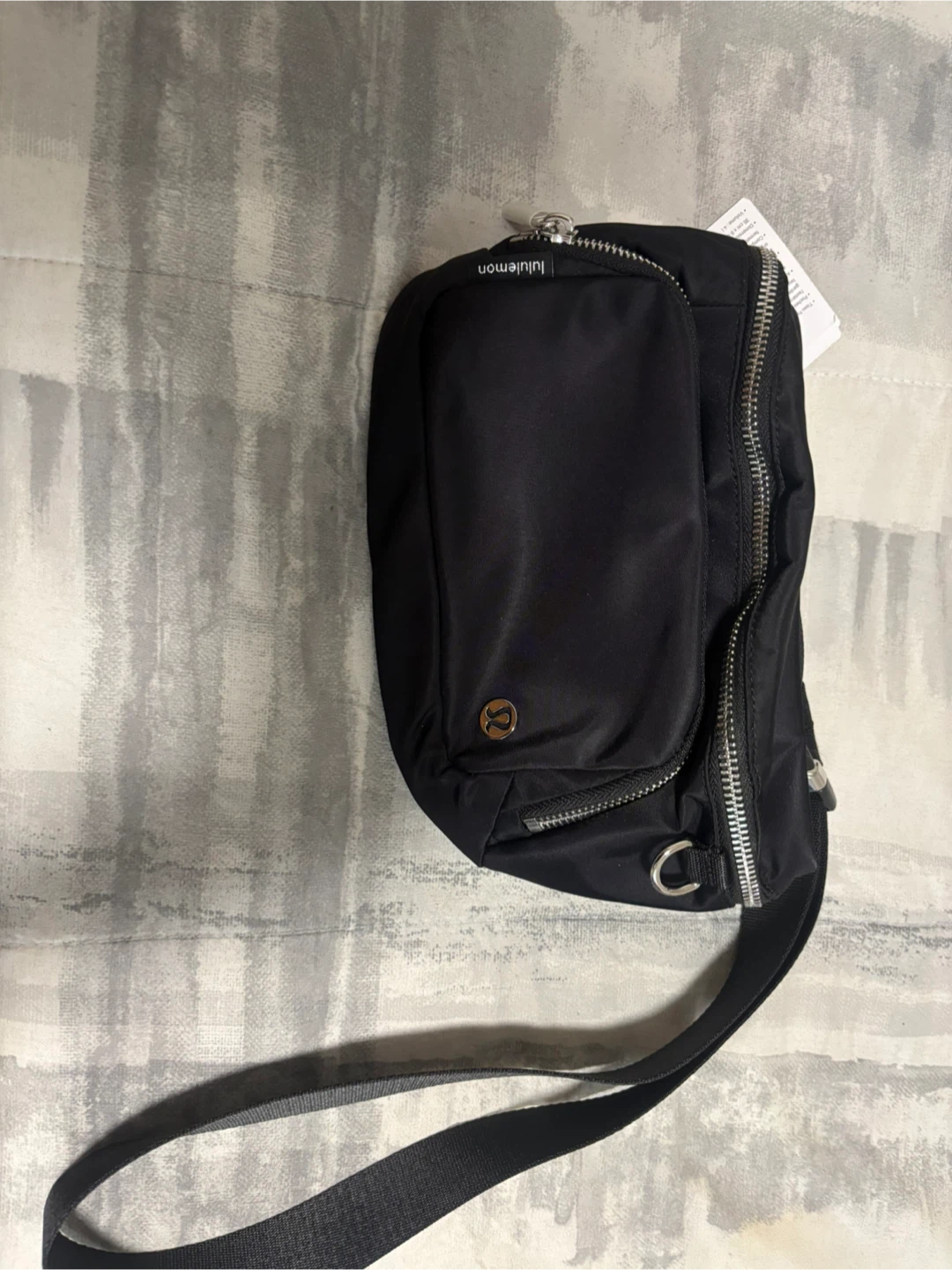 Lululemon Everywhere Belt Bag