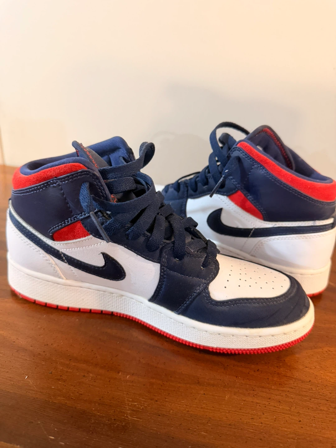 Nike Air Jordan 1 Mid SE USA - photo 3