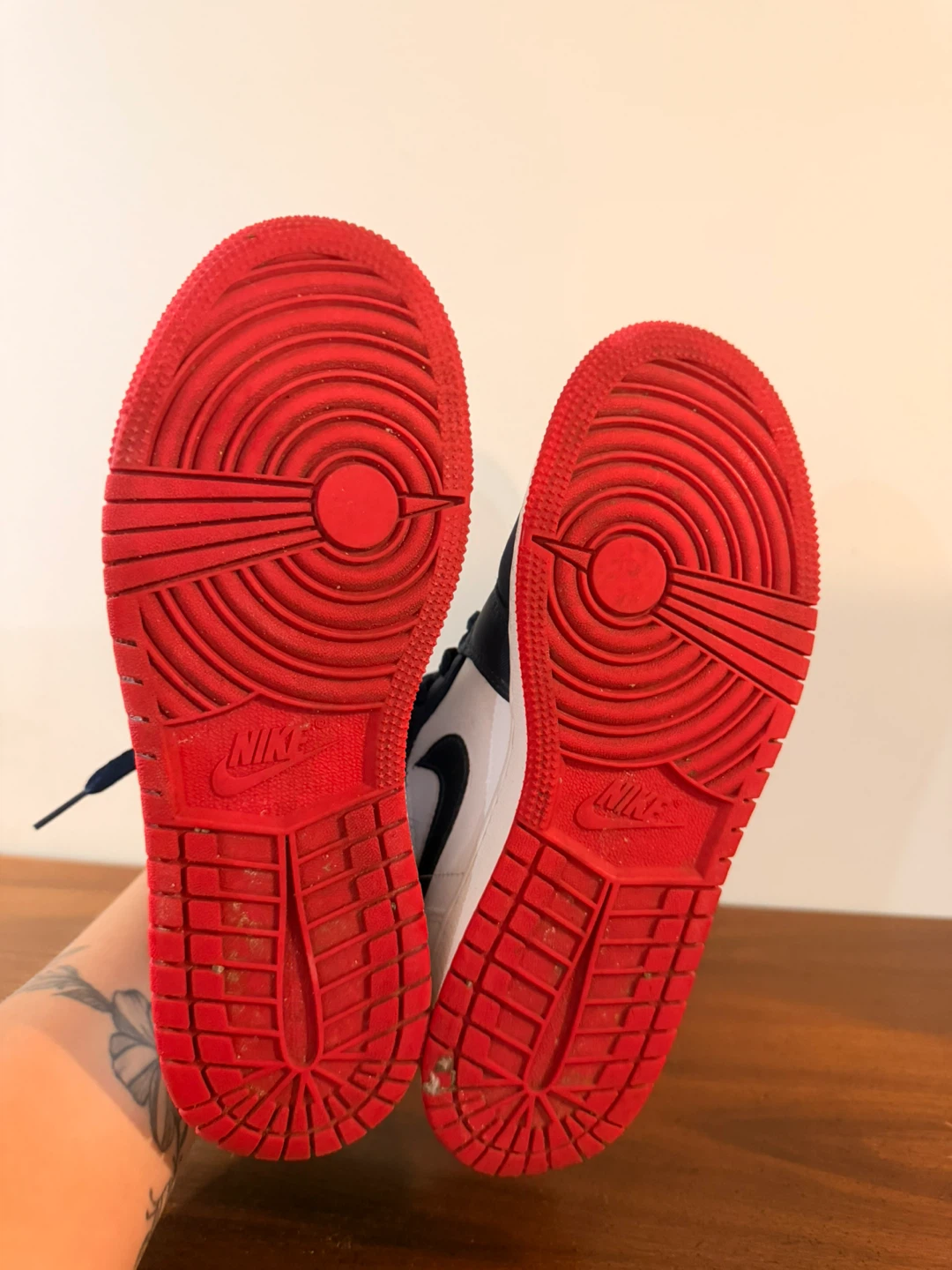 Nike Air Jordan 1 Mid SE USA - photo 4