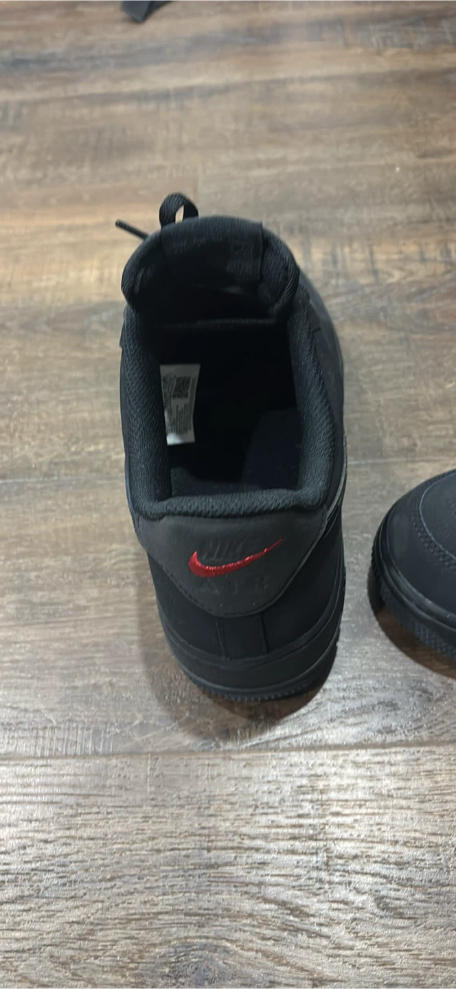 Air Force 1 (9.5) BRAND NEW - photo 4