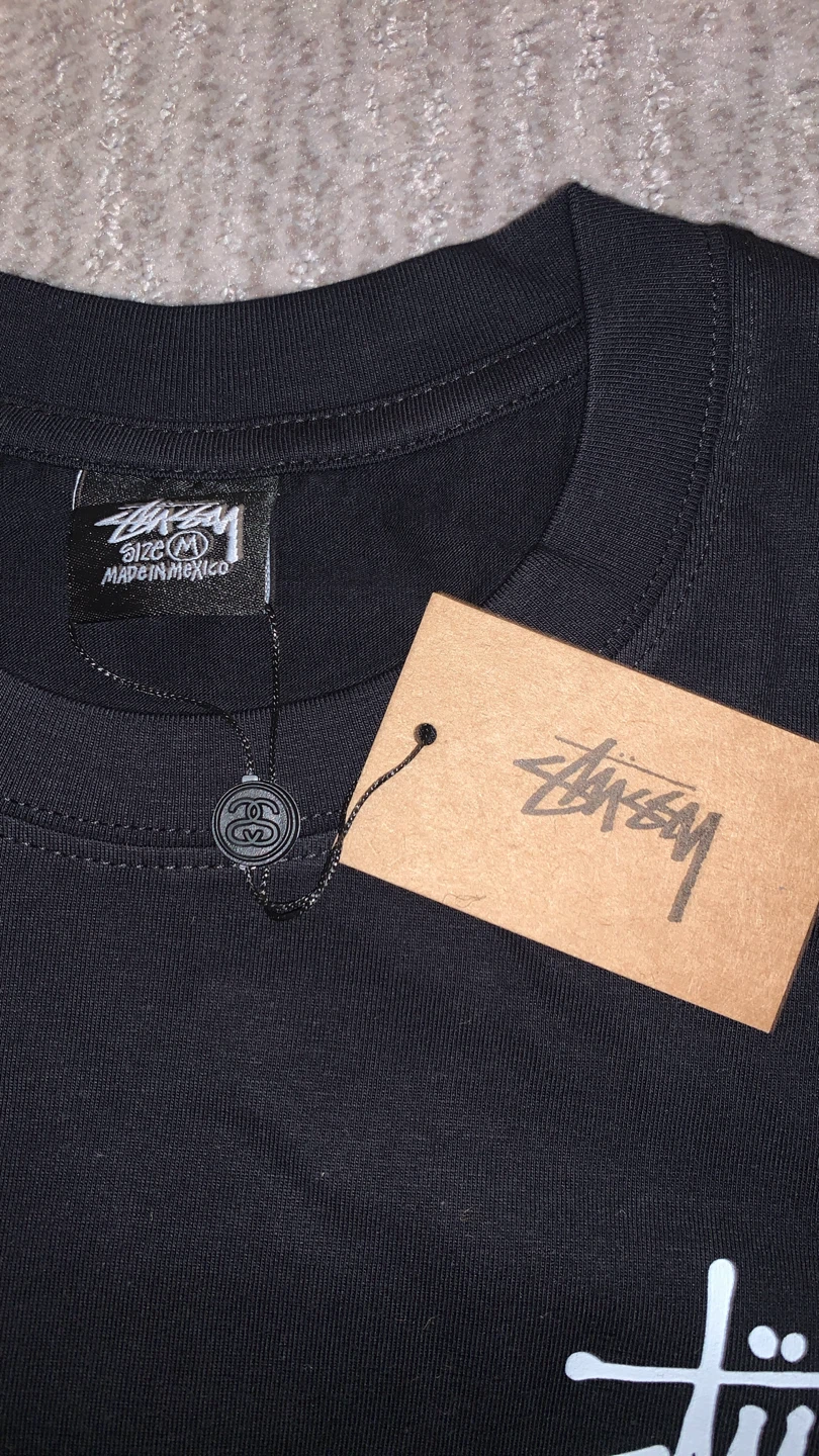 Stüssy T-Shirts (White & Black) - Size Medium - photo 2