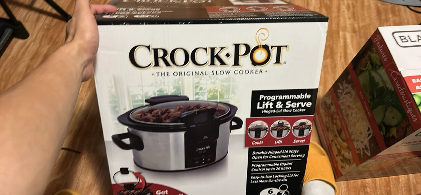 Crock-Pot Programmable Lift & Serve Slow Cooker - photo 4