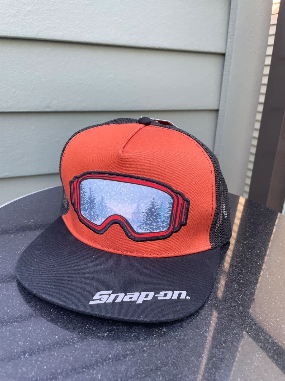 Snap-on Ski Goggles Trucker Hat Snapback NWT - photo 2