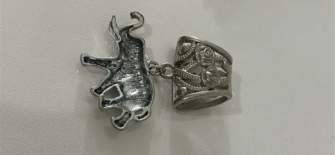 Silver-tone Elephant Pendant - photo 2