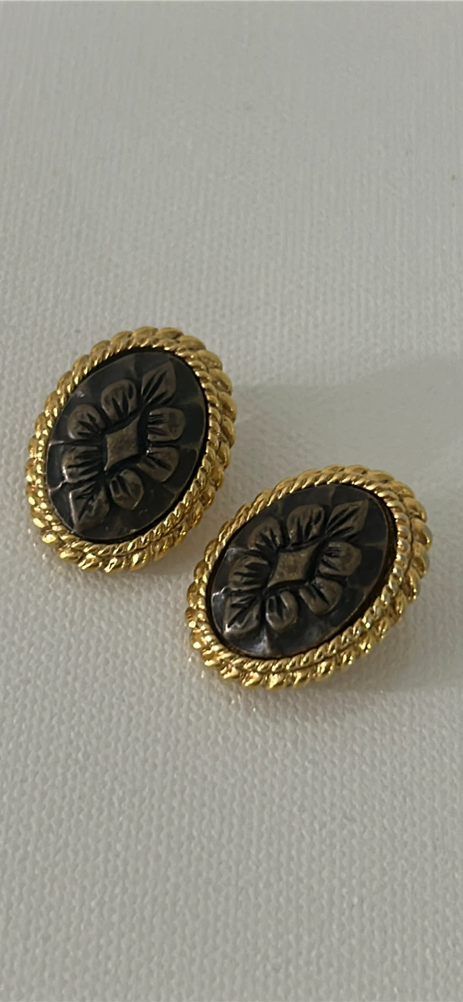 Vintage Bronze Curved Gold tone oval clip-on earrings