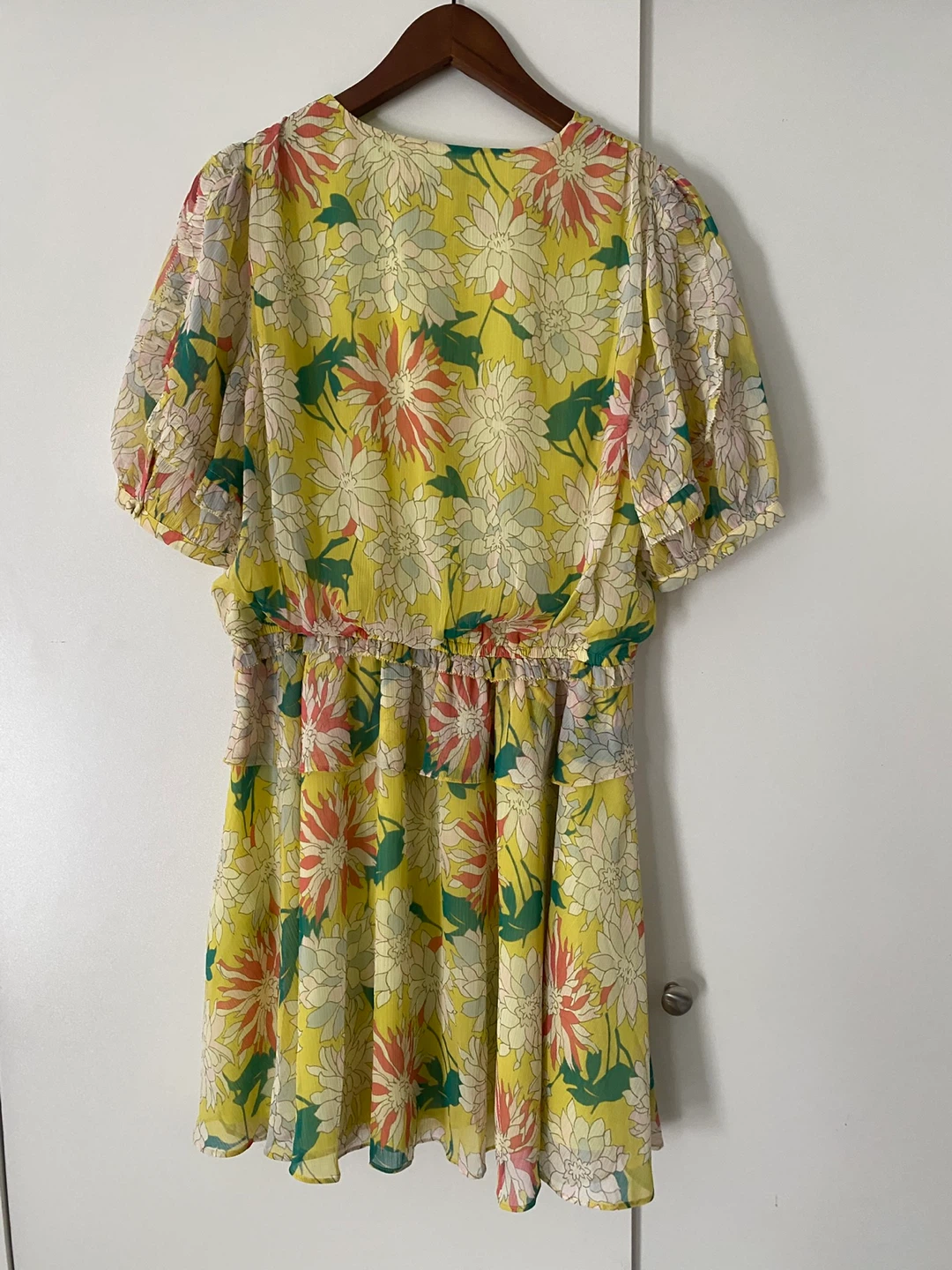Ted Baker Yellow Floral Mini Dress with Puff Sleeves Size 4 - photo 3