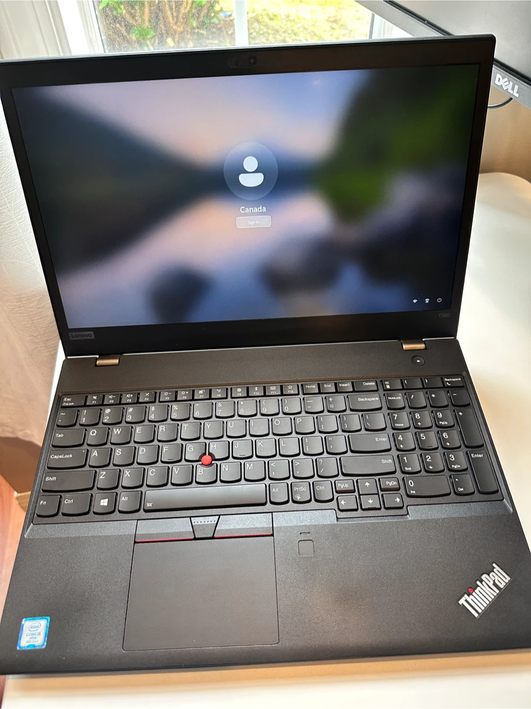 Lenovo ThinkPad T580 Laptop - photo 4