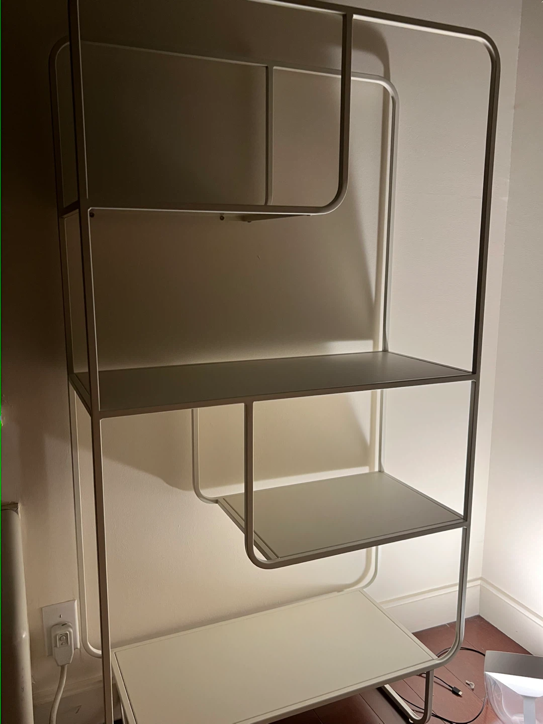 White freestanding shelf (by July 14) - photo 4