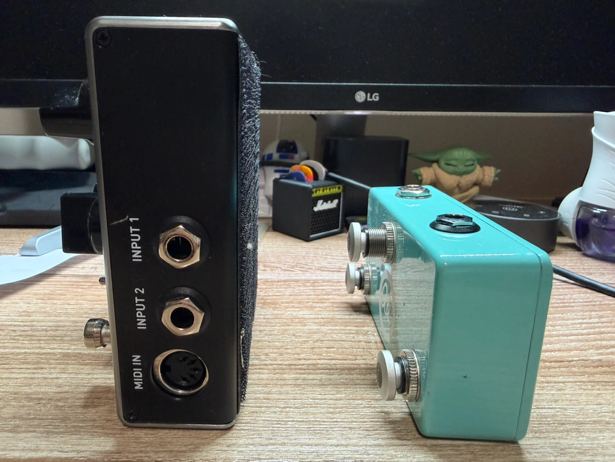 Source Audio Ventris Dual Reverb + Triplce Switch Control - photo 2